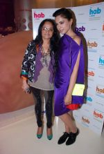Sameera Reddy at The Hab store launch in Mumbai on 9th May 2012 (85).JPG